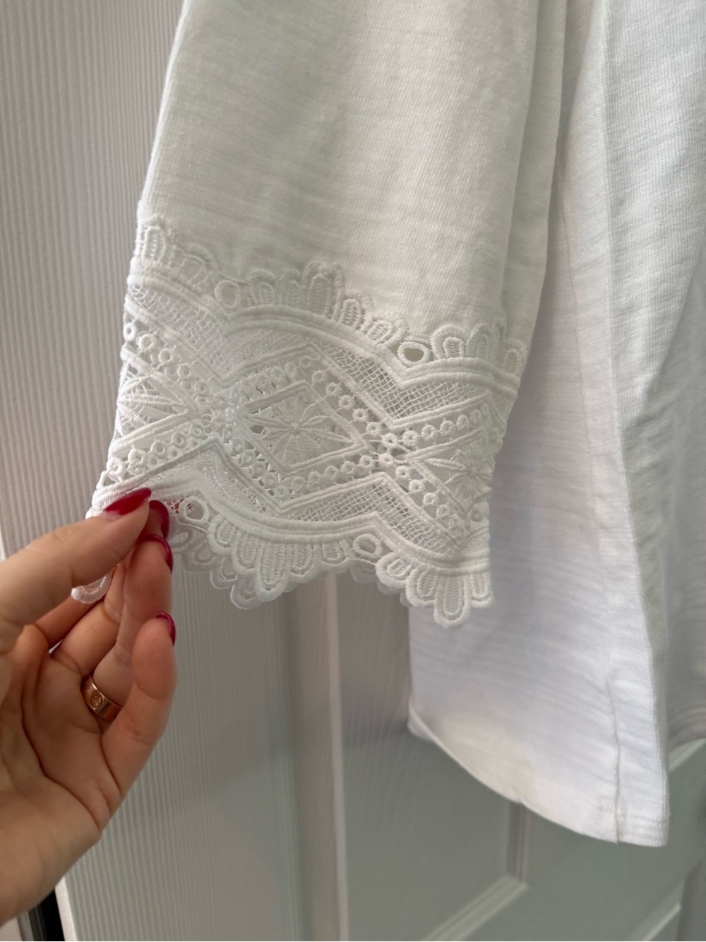 New Charter Club White Lace Sleeve Top Size Large NWT - Picture 5 of 6